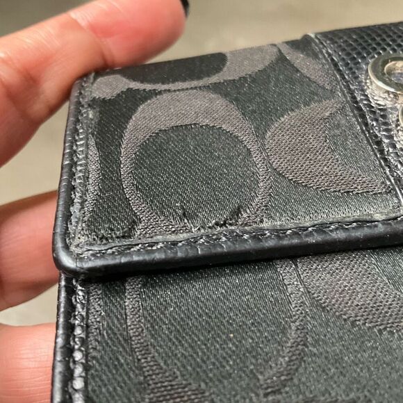 Coach Y2K Wallet - Picture 8 of 10